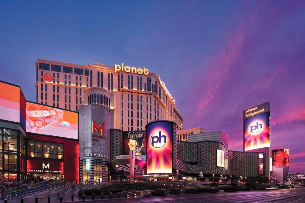 Planet Hollywood & Casino By Suiteness Hotel